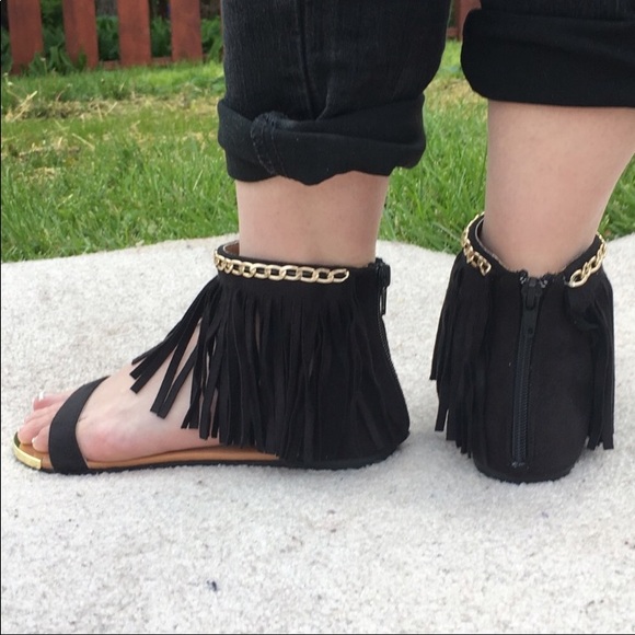 Qupid Black Suede Fringe Gladiator Flats SZ 7! NEW! - Picture 7 of 10